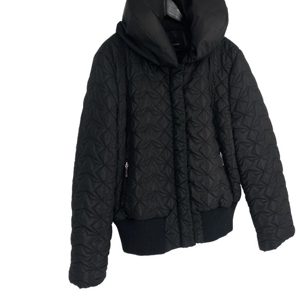 NEW YORK & CO Quilted Star Geometric Bomber Jacket - Picture 2 of 15